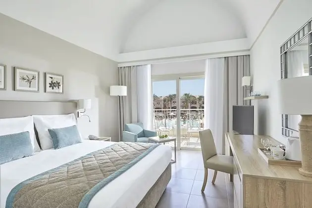 Superior Room Queen Garden View