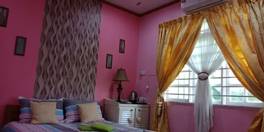 Comfort Oda, 1 Büyük (Queen) Boy Yatak (Jaze 3)
