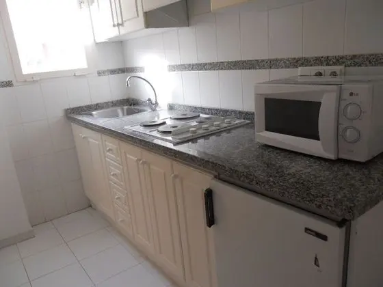 Stüdyo, Havuz Manzaralı