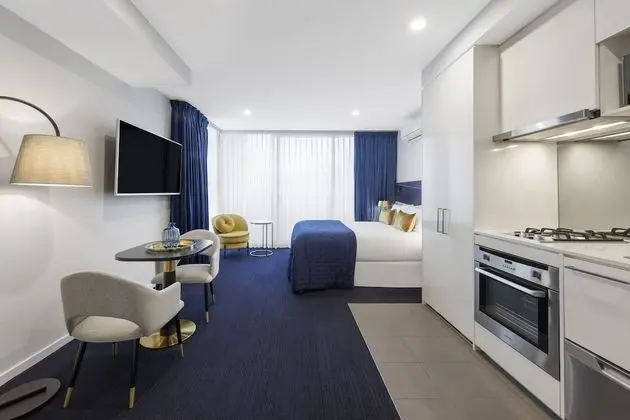Standard Stüdyo, Şehir Manzaralı