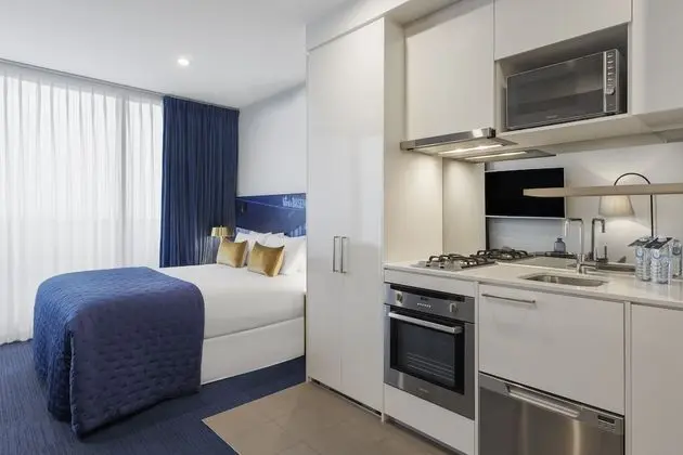 Standard Stüdyo, Şehir Manzaralı