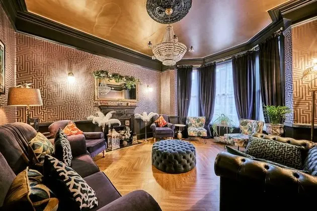 Tek Büyük Yataklı Oda (Ella Fitzgerald)