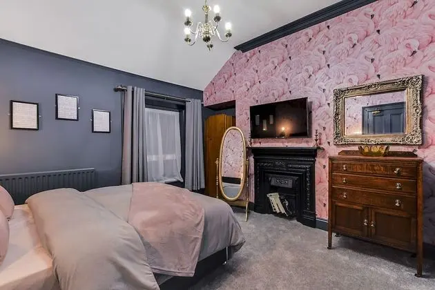 Tek Büyük Yataklı Oda (Ella Fitzgerald)