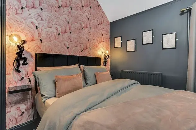 Tek Büyük Yataklı Oda (Ella Fitzgerald)