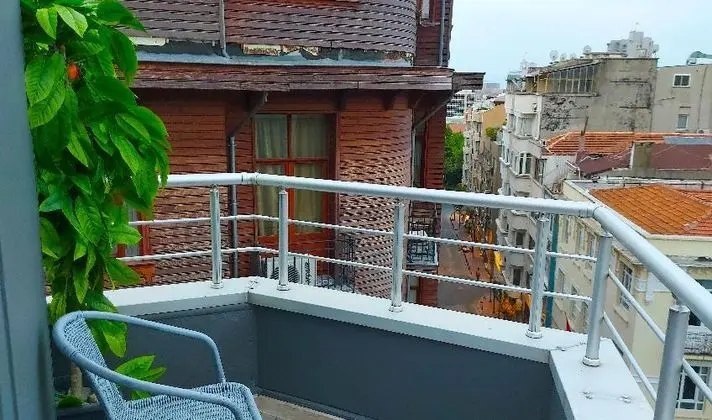 Deluxe Balkonlu Oda
