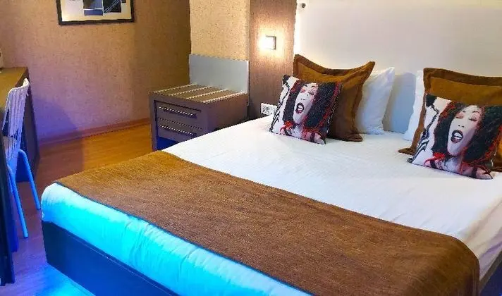 Deluxe Balkonlu Oda