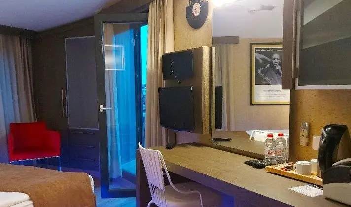 Deluxe Balkonlu Oda