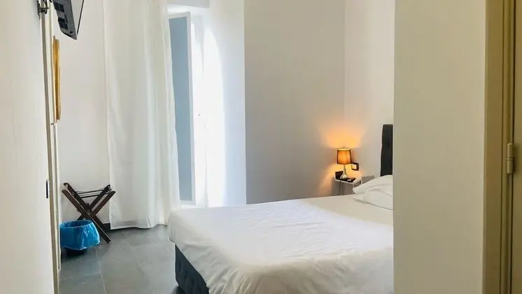 Deluxe Büyük Yataklı Tek Kişilik Oda