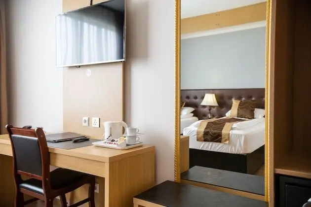 Tek Büyük veya İki Ayrı Yataklı Oda