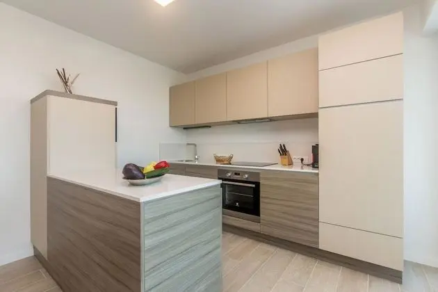 Luxury Apart Daire, 2 Yatak Odası, Deniz Manzaralı, Zemin Kat