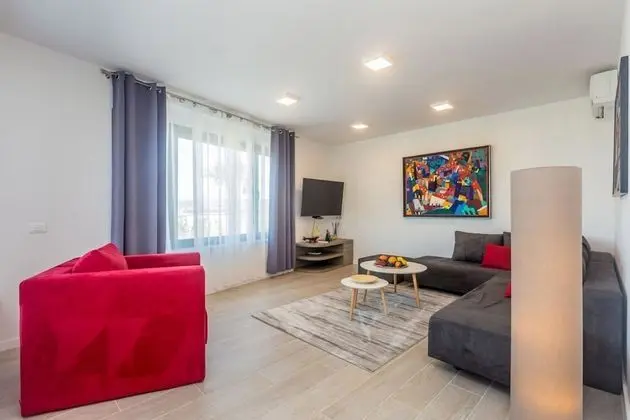 Luxury Apart Daire, 2 Yatak Odası, Deniz Manzaralı, Zemin Kat