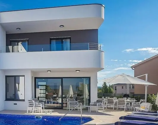 Luxury Villa, 4 Yatak Odası, Kişiye Özel Havuzlu, Deniz Manzaralı
