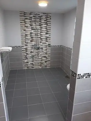 Üç Kişilik Oda
