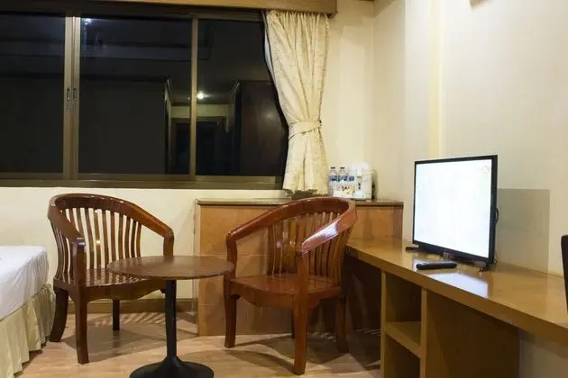 Basic Tek Büyük Yataklı Oda
