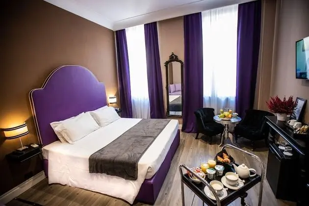 Deluxe Üç Kişilik Oda