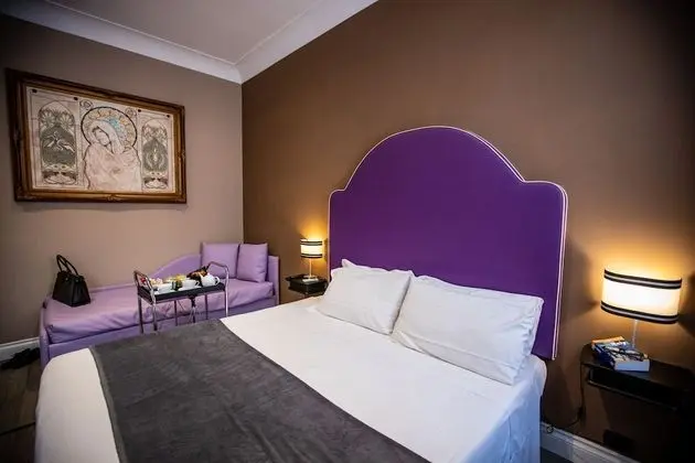 Deluxe Üç Kişilik Oda