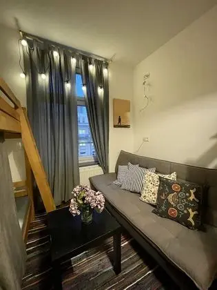(Individual) Aquarius - Female Only Dormitory (Max 4 people)