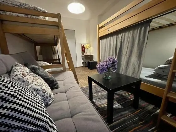 (Individual) Aquarius - Female Only Dormitory (Max 4 people)