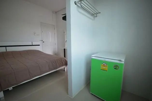Double Room with No Window