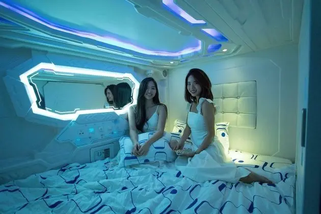 Double Capsule
