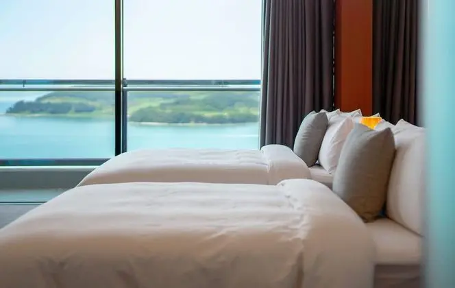 [3rd Anniversary Offer] Family Suite (Full Ocean View)
