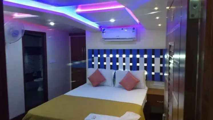 Deluxe Oda (With AC 9PM to 6AM time)