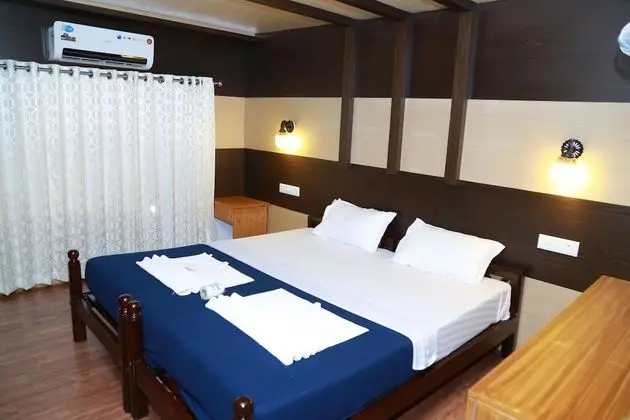 Premium Oda (With AC)