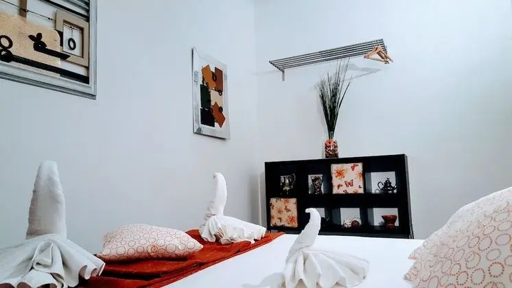 Tek Büyük Yataklı Oda, Ortak Banyo (Chardonnay)