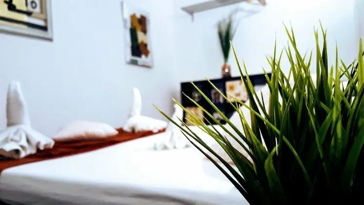 Tek Büyük Yataklı Oda, Ortak Banyo (Chardonnay)