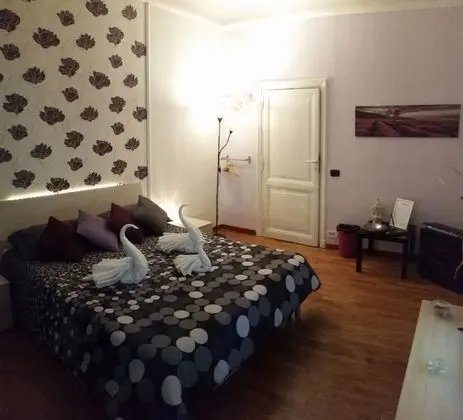 Üç Kişilik Oda, Ortak Banyo