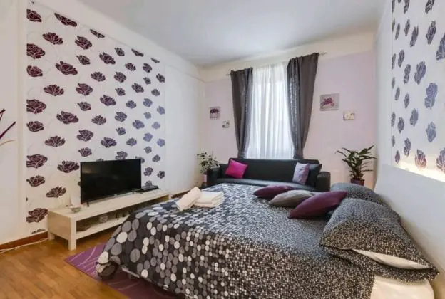 Üç Kişilik Oda, Ortak Banyo