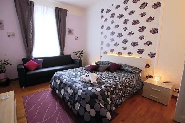 Üç Kişilik Oda, Ortak Banyo