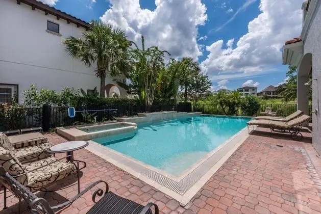 Family Villa, Sıcak Su Havuzu, Bahçeli