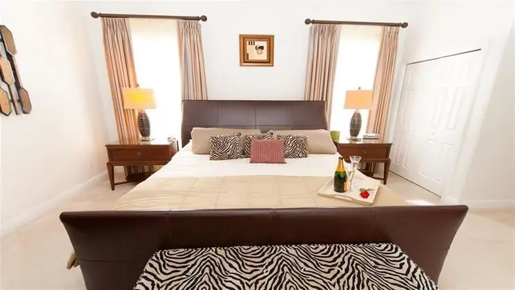 Family Villa, Sıcak Su Havuzu, Bahçeli