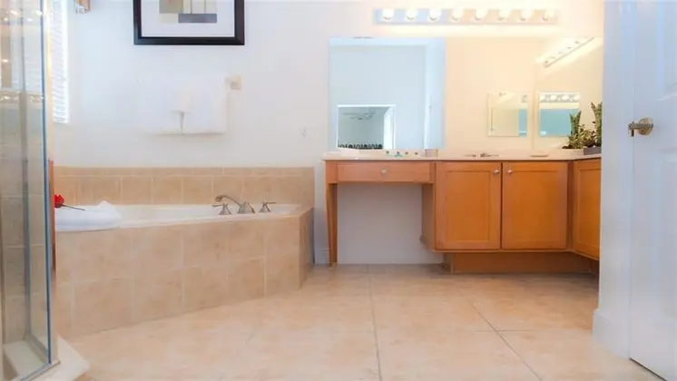 Family Villa, Sıcak Su Havuzu, Bahçeli