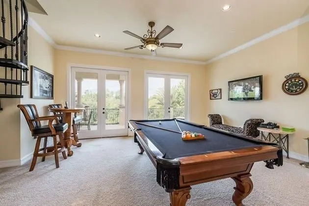 Family Villa, Sıcak Su Havuzu, Bahçeli
