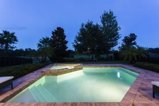 Family Villa, Sıcak Su Havuzu, Bahçeli