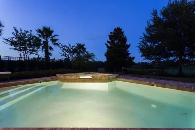 Family Villa, Sıcak Su Havuzu, Bahçeli