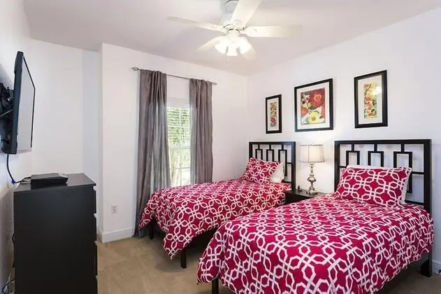 Family Villa, Sıcak Su Havuzu, Bahçeli