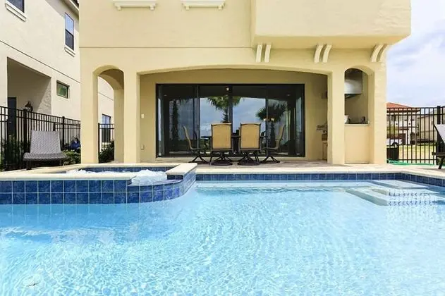 Family Villa, Mutfak, Bahçeli