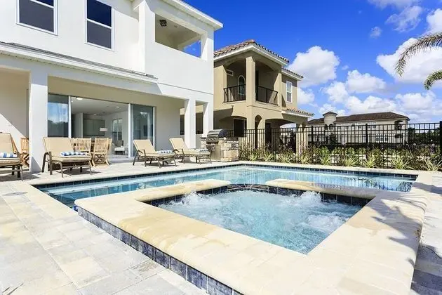 Family Villa, Sıcak Su Havuzu, Bahçeli