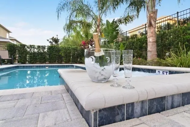 Family Villa, Birden Çok Yatak Odası, Sıcak Su Havuzu, Bahçeli