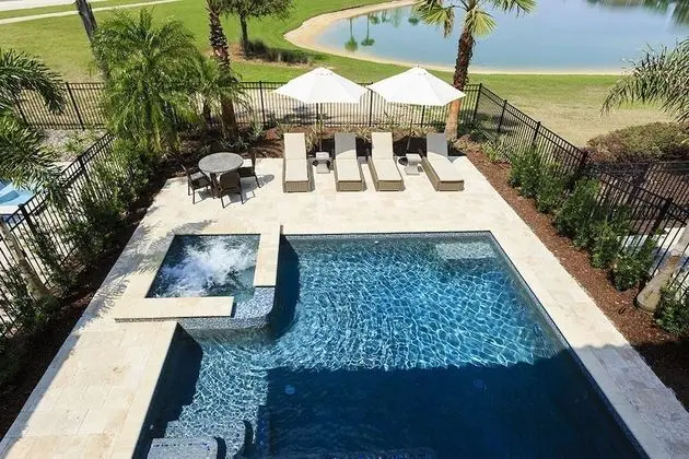 Family Villa, Sıcak Su Havuzu, Bahçeli