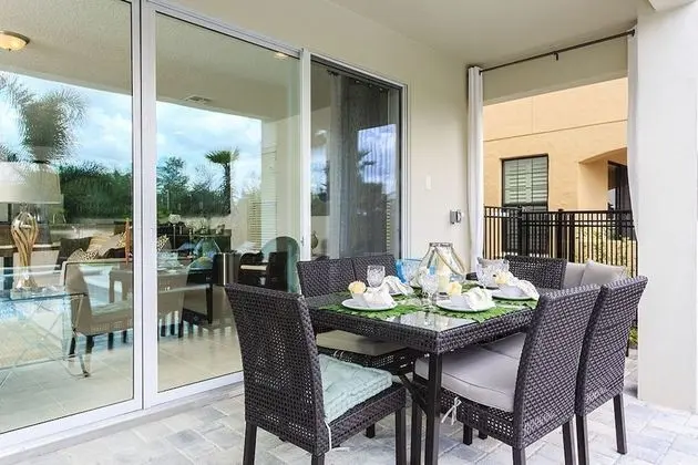 Family Villa, Sıcak Su Havuzu, Bahçeli