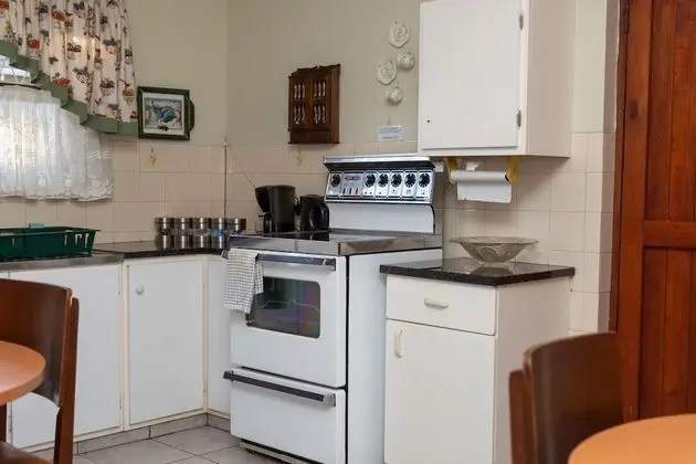 Comfort Tek Büyük Yataklı Oda (En-Suite)