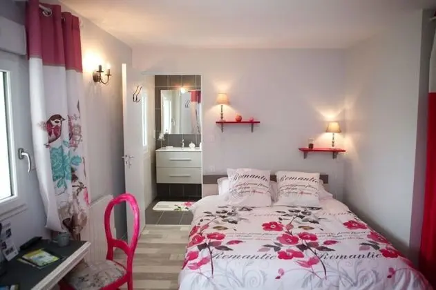 Comfort Tek Büyük Yataklı Oda (La Britannique)