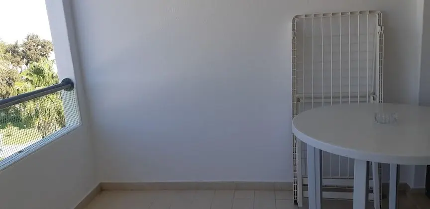 Comfort Apart Daire, 1 Yatak Odası, Mutfak, Havuz Manzaralı