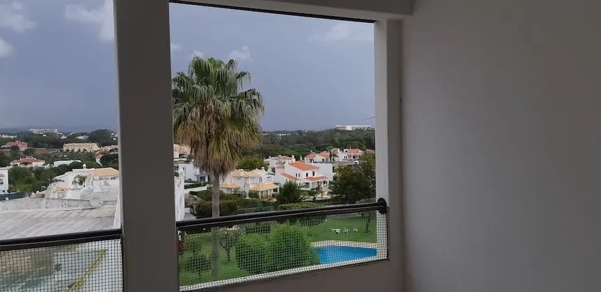 Comfort Apart Daire, 1 Yatak Odası, Mutfak, Havuz Manzaralı