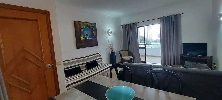 Standard Apart Daire, 2 Yatak Odası, Mutfak, Havuz Manzaralı