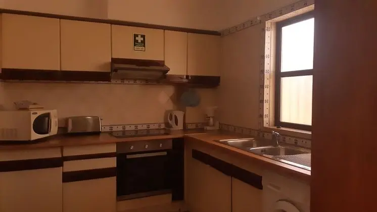 Standard Apart Daire, 2 Yatak Odası, Mutfak, Havuz Manzaralı